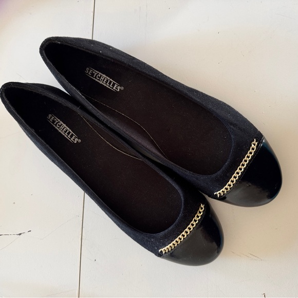 Seychelles Black Faux Suede Cap Toe Ballet Flats Womens 9 Shoes Preppy Classic - Picture 1 of 11